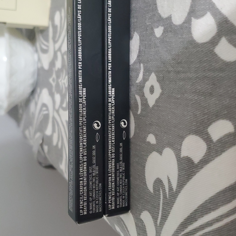 MAC Cosmetics Lip Liner - Soar X 2 - Picture 3 of 3